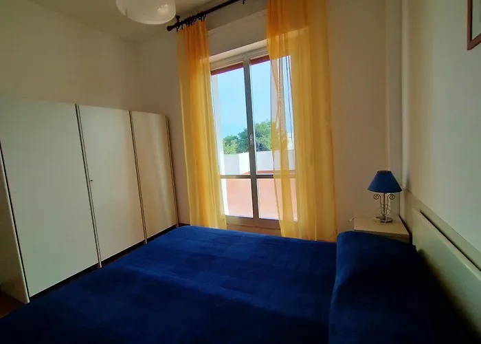 Attico Trilocale Cod 218 Con Vista Mare Marcelli